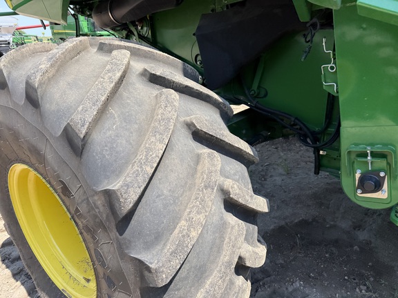 2023 John Deere S780 Combine
