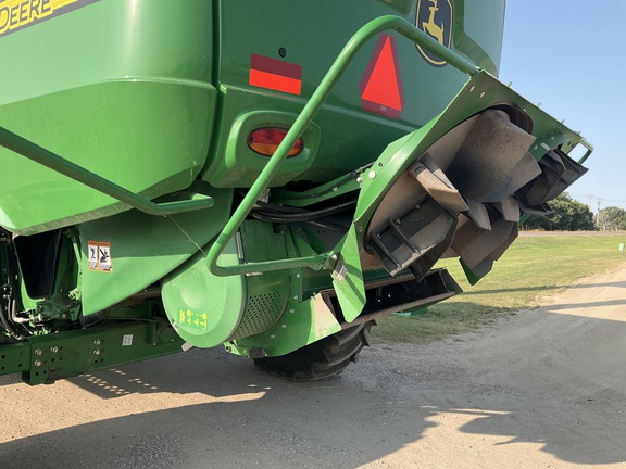 2022 John Deere S780 Combine