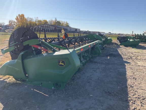 2022 John Deere RD45F Header Combine