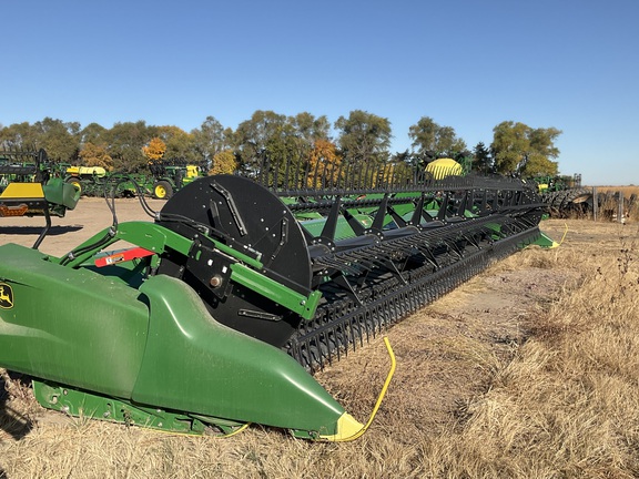 2022 John Deere RD45F Header Combine