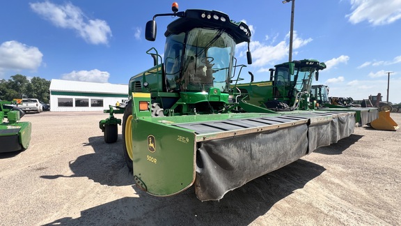 2016 John Deere W235 Windrower