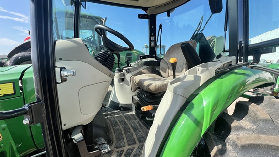 2023 John Deere 4066R Tractor Compact