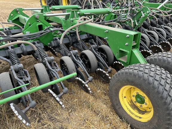 2019 John Deere 1890 Air Seeder