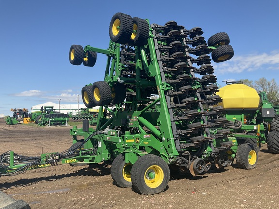 2019 John Deere 1890 Air Seeder