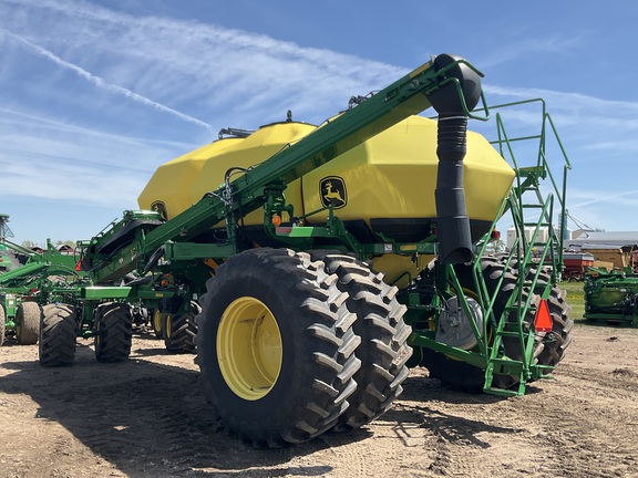 2019 John Deere 1890 Air Seeder