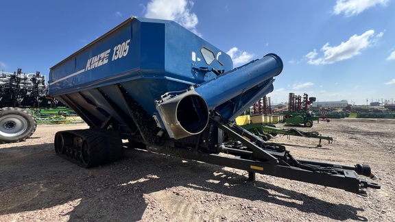 2019 Kinze 1305 Grain Cart