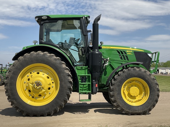 2018 John Deere 6175R Tractor