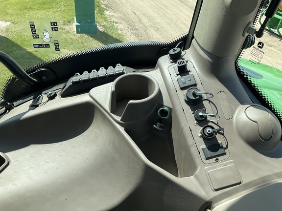 2018 John Deere 6175R Tractor