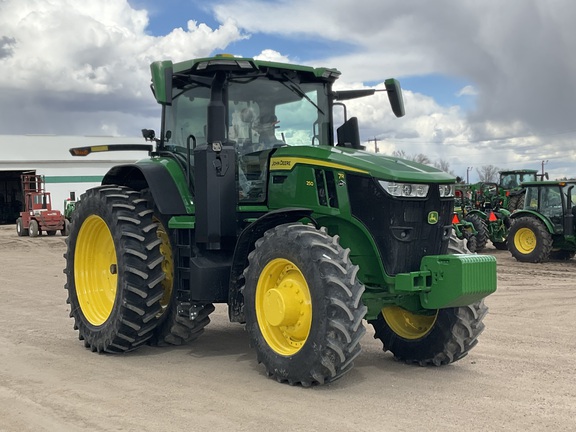 2024 John Deere 7R 250 Tractor