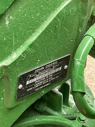 2024 John Deere 7R 250 Tractor