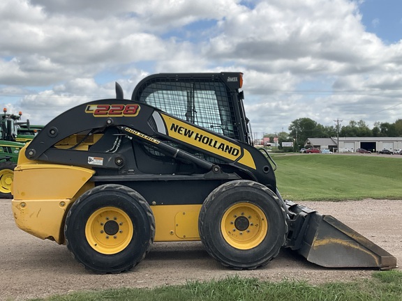 2017 New Holland L228 Skid Steer Loader