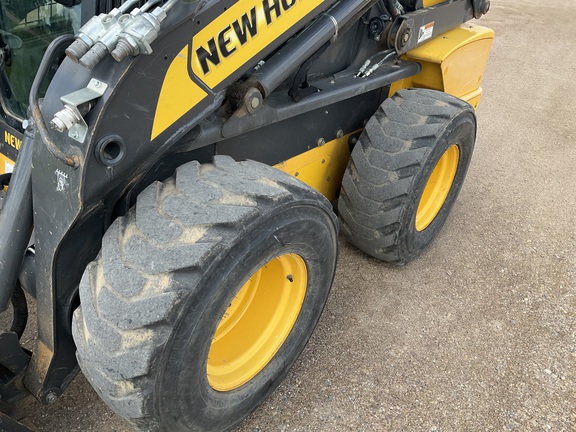 2017 New Holland L228 Skid Steer Loader