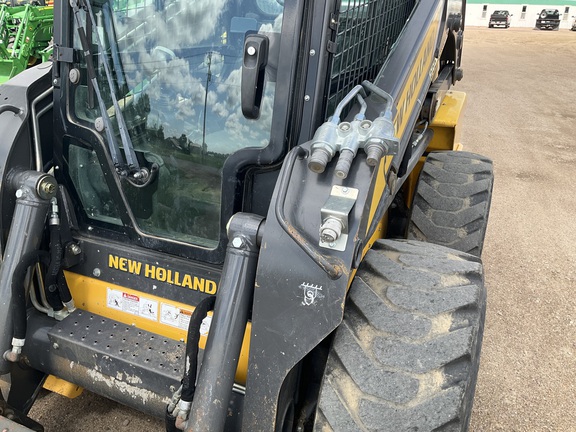 2017 New Holland L228 Skid Steer Loader