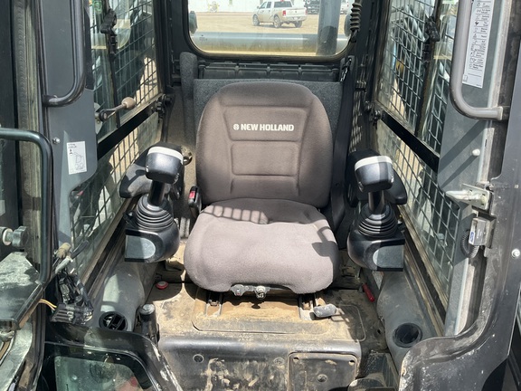 2017 New Holland L228 Skid Steer Loader