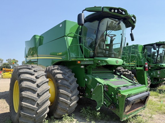 2021 John Deere S780 Combine