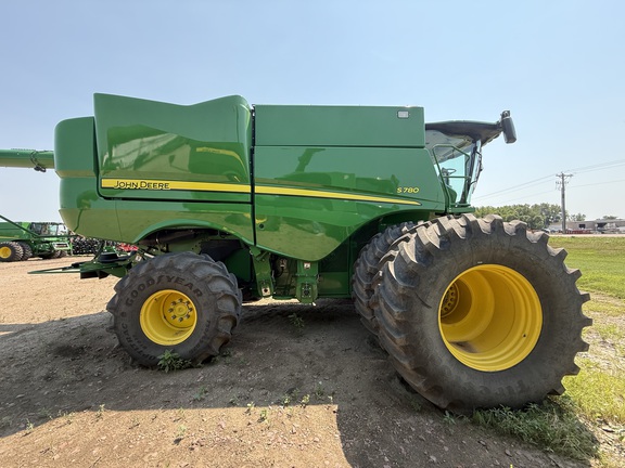 2021 John Deere S780 Combine
