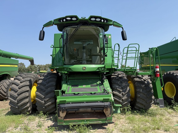 2021 John Deere S780 Combine