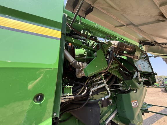 2021 John Deere S780 Combine