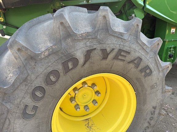 2021 John Deere S780 Combine