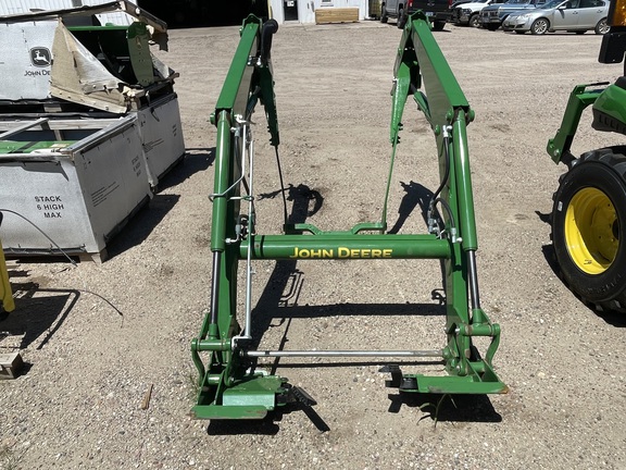 2024 John Deere 440R NSL Loader