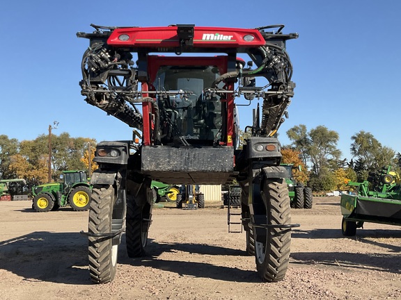 2023 Miller Pro Nitro 7410 Sprayer/High Clearance