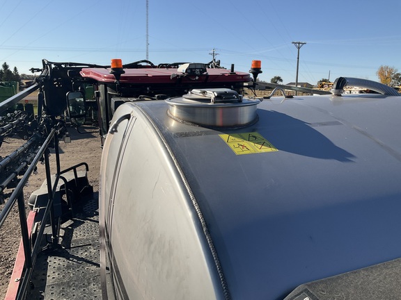 2023 Miller Pro Nitro 7410 Sprayer/High Clearance