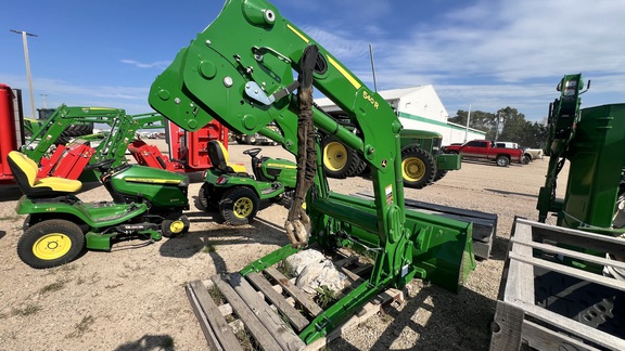 2021 John Deere 540R Loader