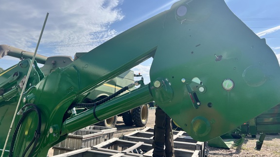 2021 John Deere 540R Loader