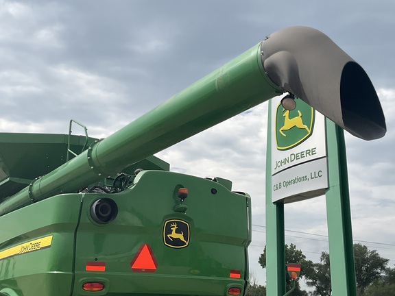 2018 John Deere S780 Combine