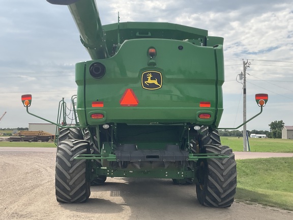 2018 John Deere S780 Combine