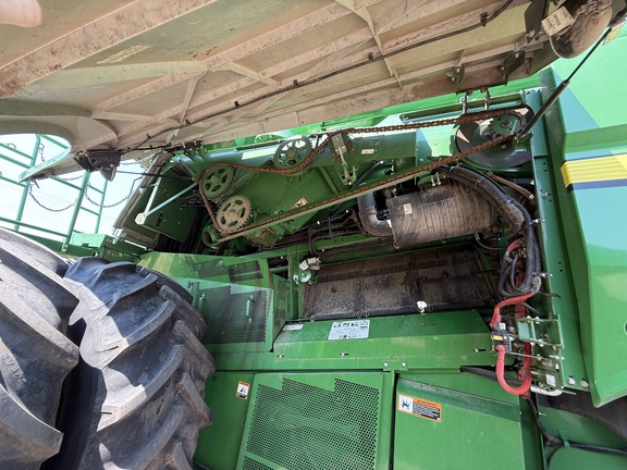 2018 John Deere S780 Combine