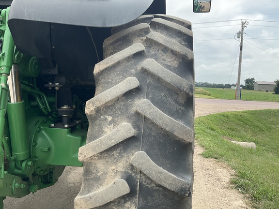 2015 John Deere 6195R Tractor