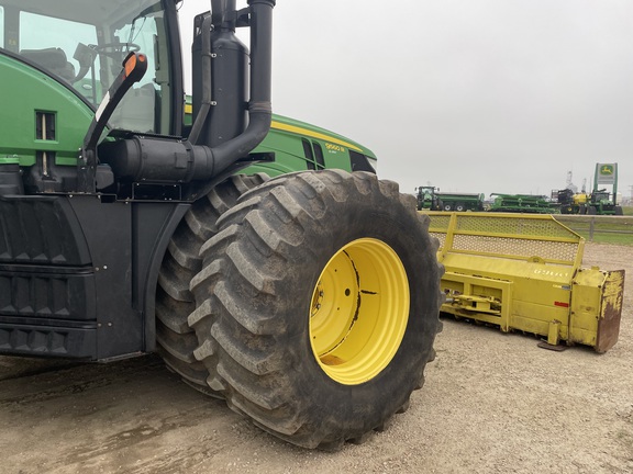 2014 John Deere 9560R Tractor 4WD