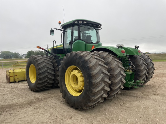 2014 John Deere 9560R Tractor 4WD