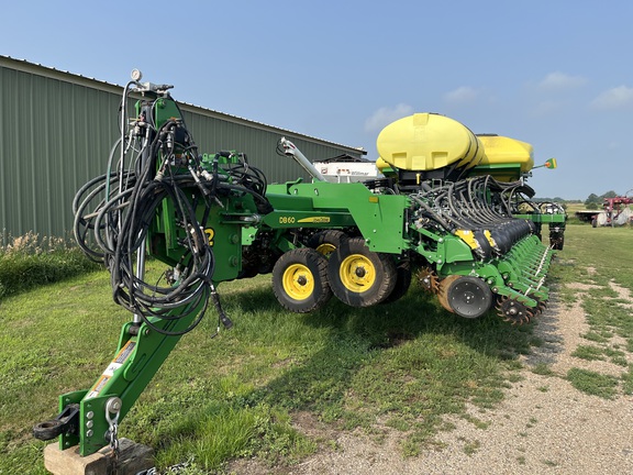 2019 John Deere DB60 Planter