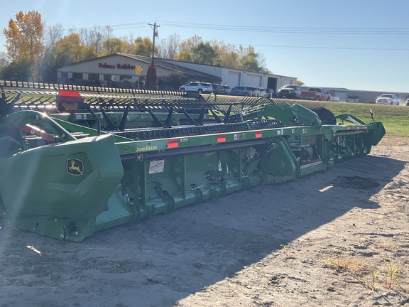 2022 John Deere RD45F Header Combine