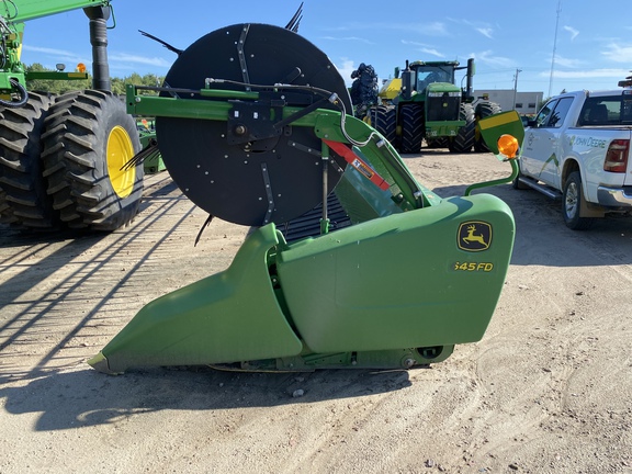 2017 John Deere 645FD Header Combine