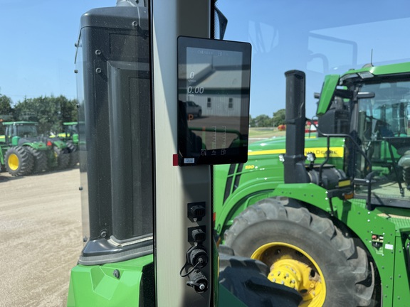 2024 John Deere 9R 590 Tractor 4WD