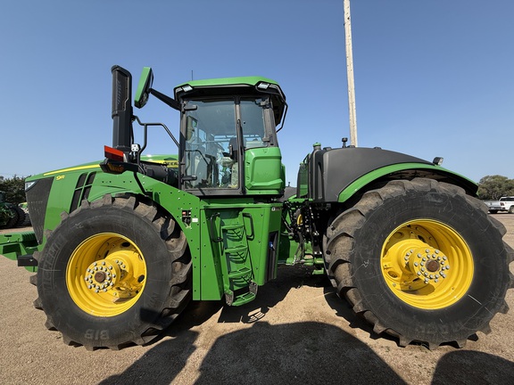 2024 John Deere 9R 590 Tractor 4WD
