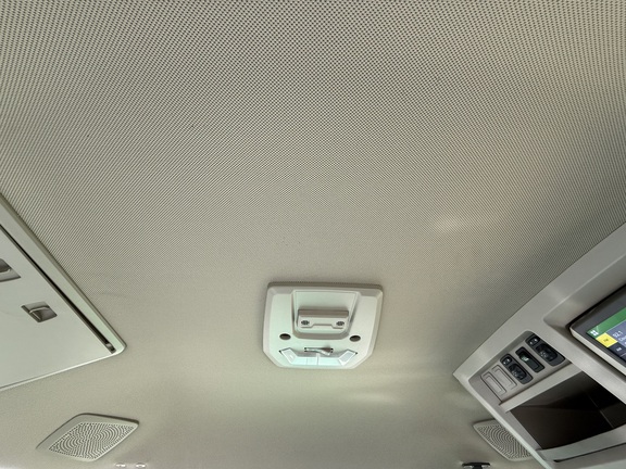 2024 John Deere 9R 590 Tractor 4WD