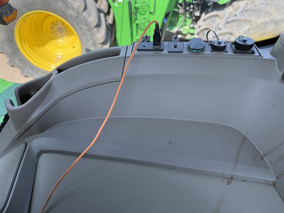 2024 John Deere 9R 590 Tractor 4WD