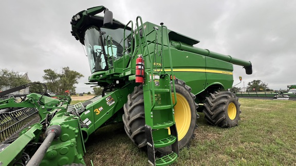 2024 John Deere S770 Combine