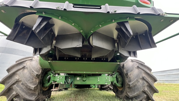 2024 John Deere S770 Combine