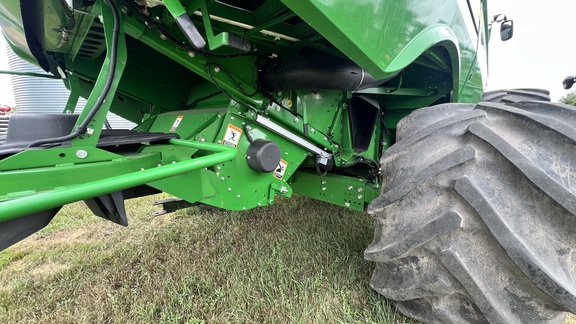 2024 John Deere S770 Combine