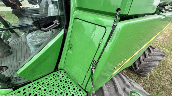 2024 John Deere S770 Combine