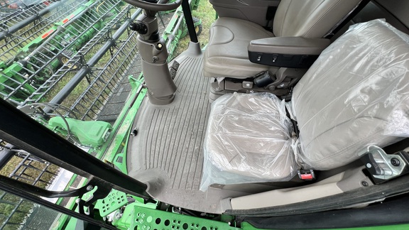 2024 John Deere S770 Combine