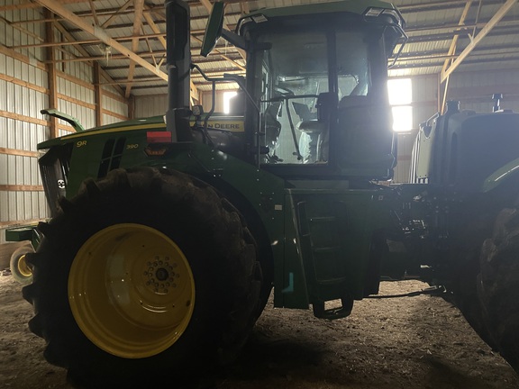 2024 John Deere 9R 390 Tractor 4WD