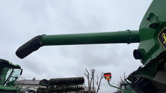 2024 John Deere S770 Combine