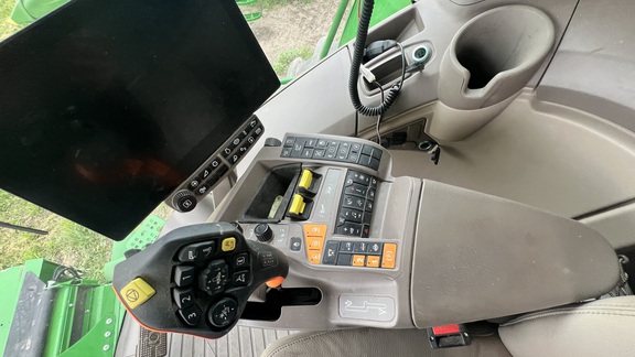 2024 John Deere S770 Combine