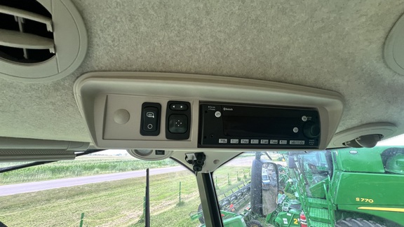 2024 John Deere S770 Combine